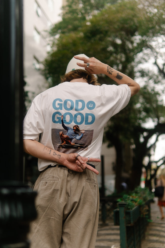 CAMISETA GOD IS GOOD