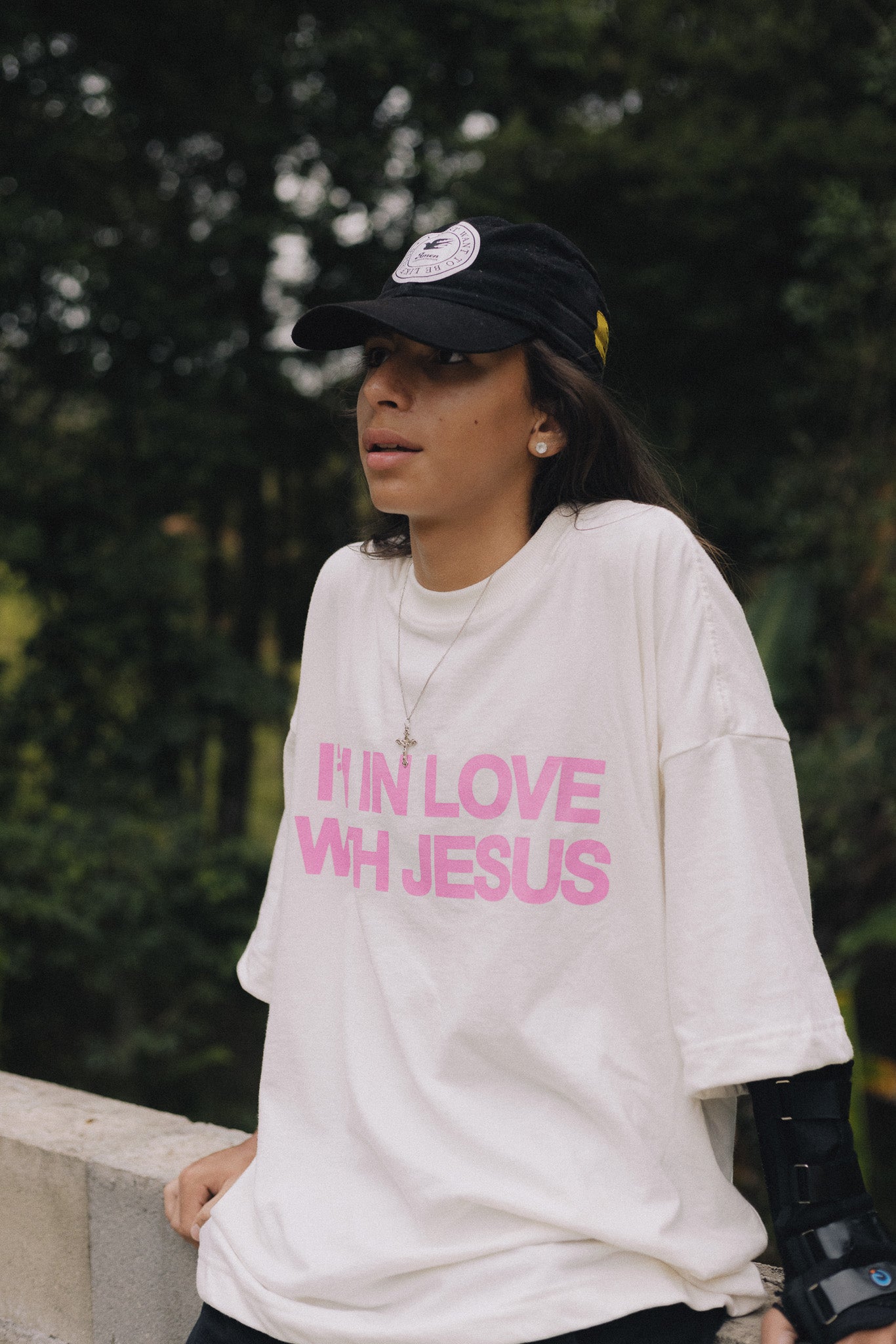 OFF WHITE T-SHIRT I'M LOVE WITH JESUS