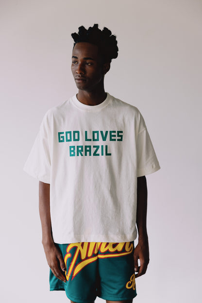 CAMISETA GOD LOVES BRAZIL OFF WHITE
