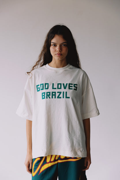 CAMISETA GOD LOVES BRAZIL OFF WHITE