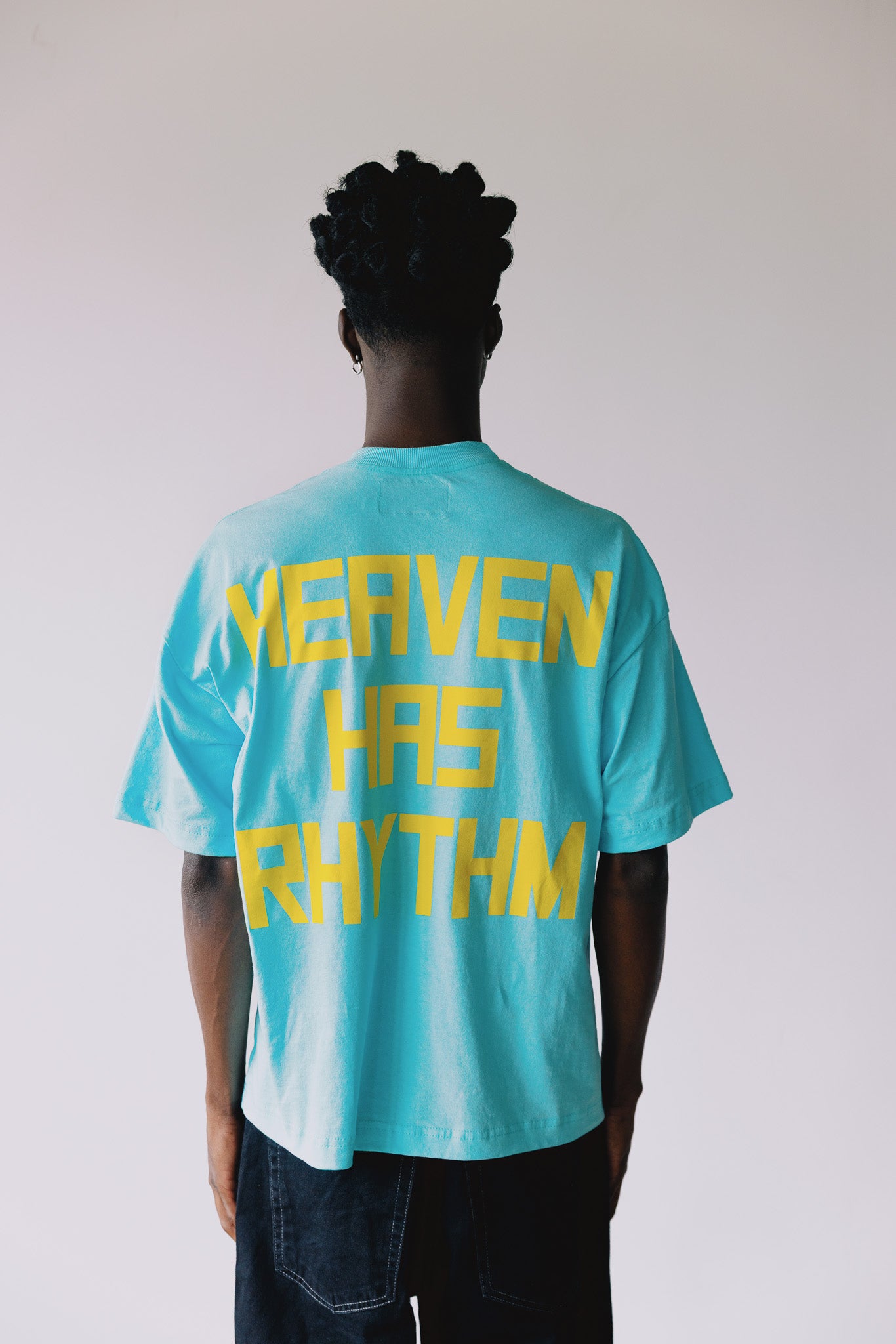 CAMISETA HEAVEN HAS RHYTM AZUL CLARO
