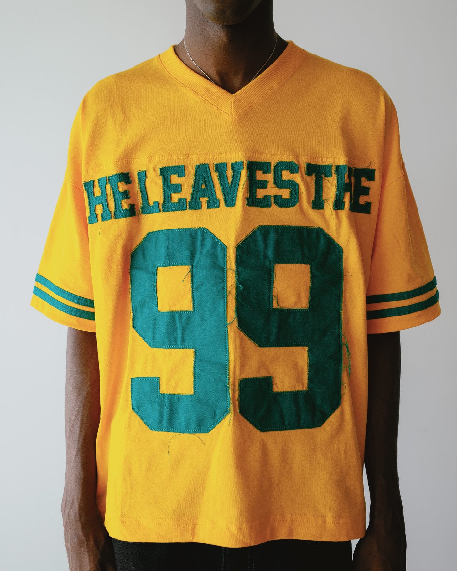 JERSEY HE LEAVES THE 99 AMARELA