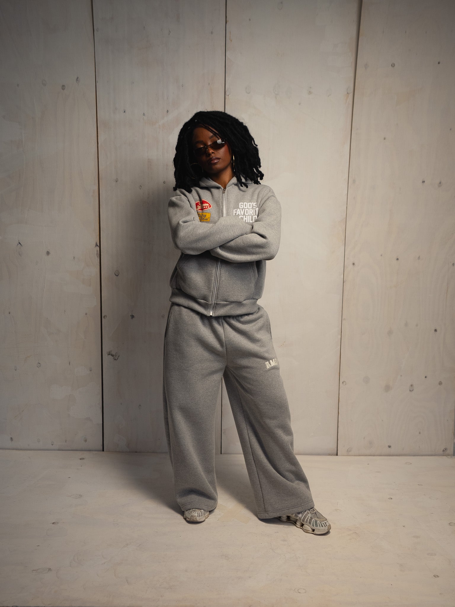 CALÇA MOLETOM BAGGY CINZA