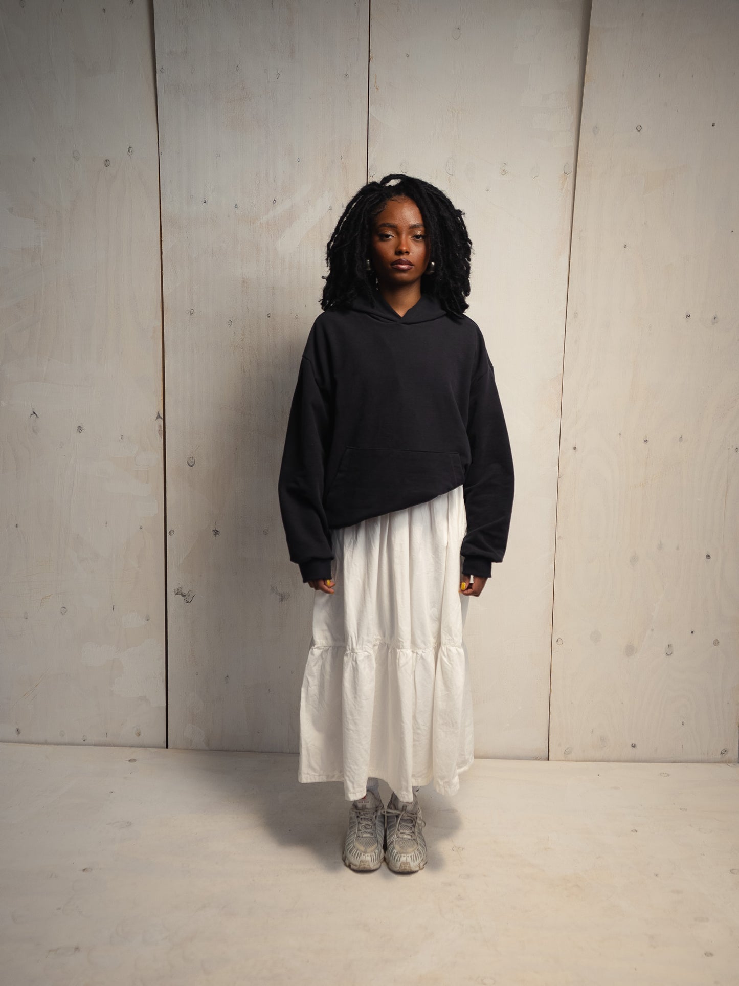 [PRÉ-VENDA] MOLETOM GOD IS NOT A RELIGION WASHED BLACK