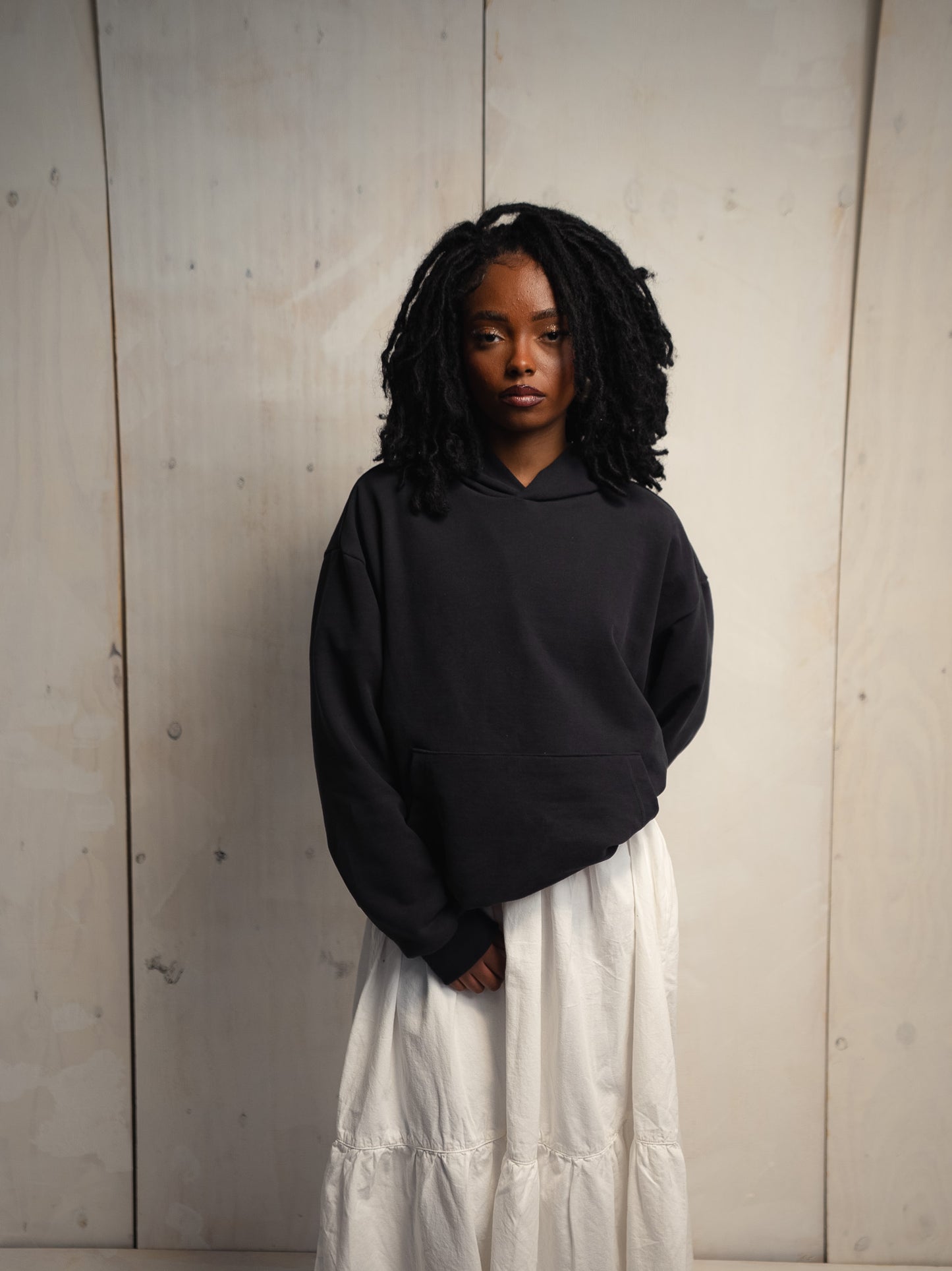 [PRÉ-VENDA] MOLETOM GOD IS NOT A RELIGION WASHED BLACK