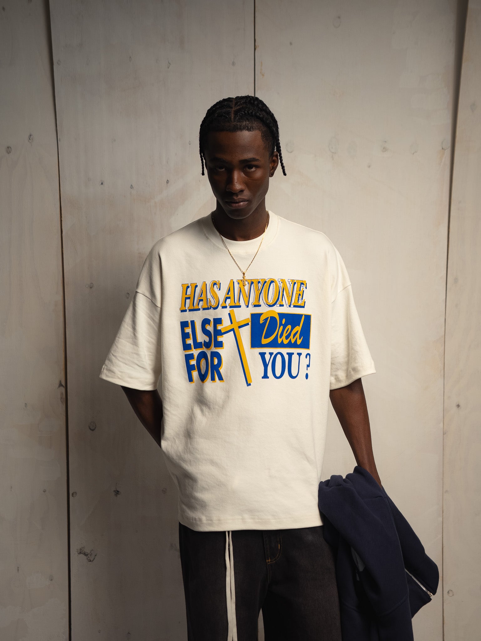 HAS ANYONE ELSE OFF WHITE T-SHIRT