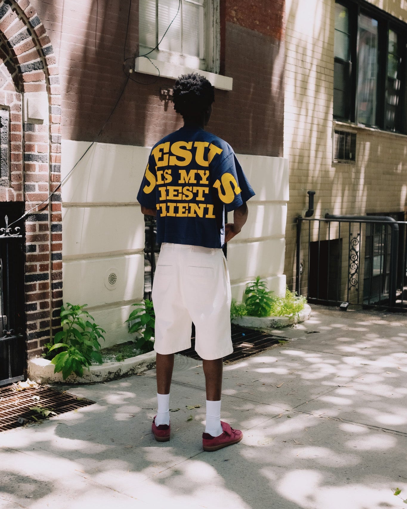 CAMISETA JESUS IS MY BEST FRIEND NAVY