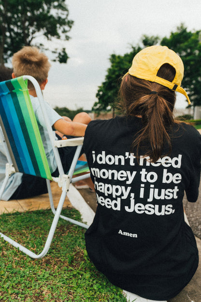 CAMISETA I JUST NEED JESUS PRETA